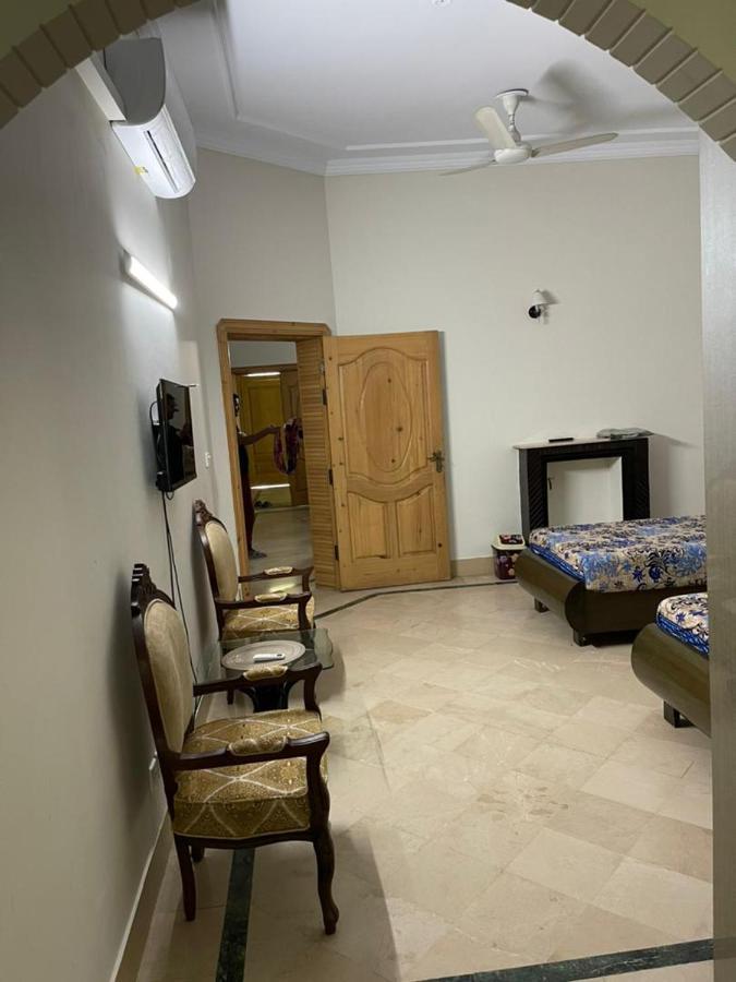 Ivy House Hotel Rawalpindi Luaran gambar