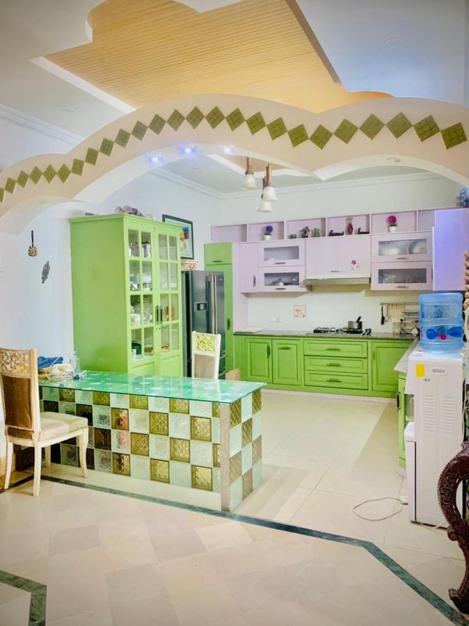 Ivy House Hotel Rawalpindi Luaran gambar